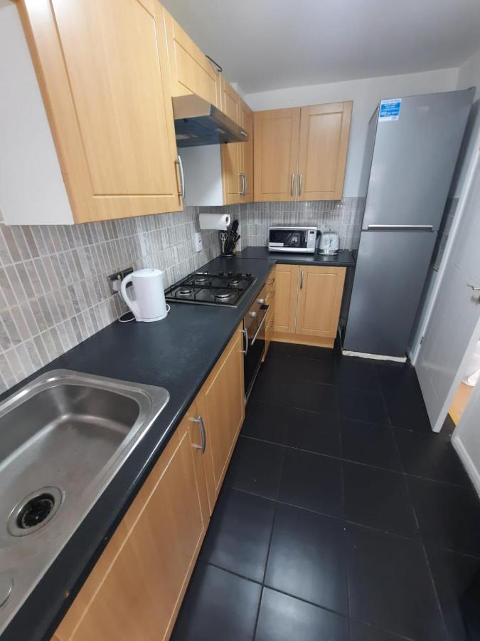 Two Bedroom Luxury House Thamesmead  Esterno foto